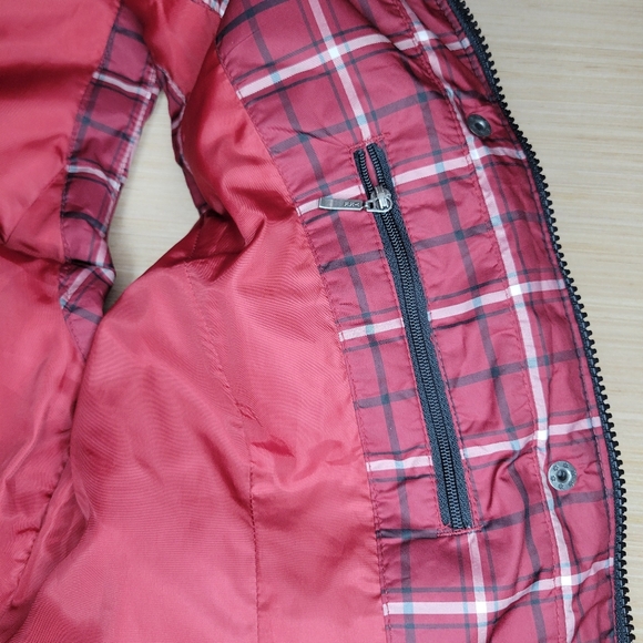 Eddie Bauer Goose Down Puffer Vest Womens Size 8 Red Plaid Gorpcore Cabincore - Picture 7 of 14